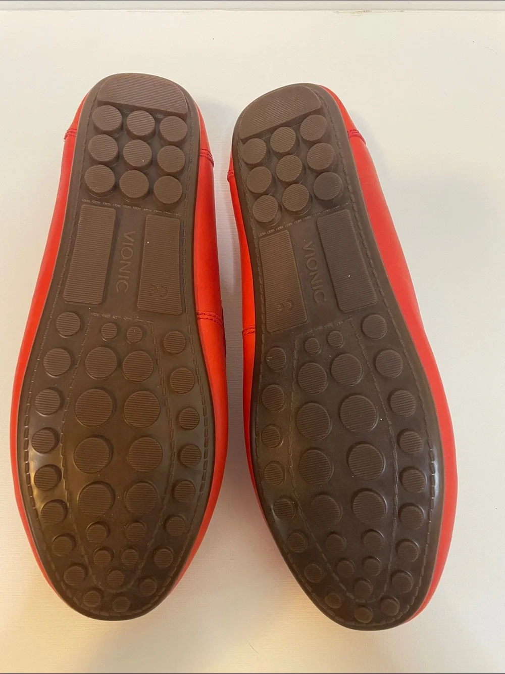 LN Vionic Orange Comfy Leather Driving Mocs - Sz 9